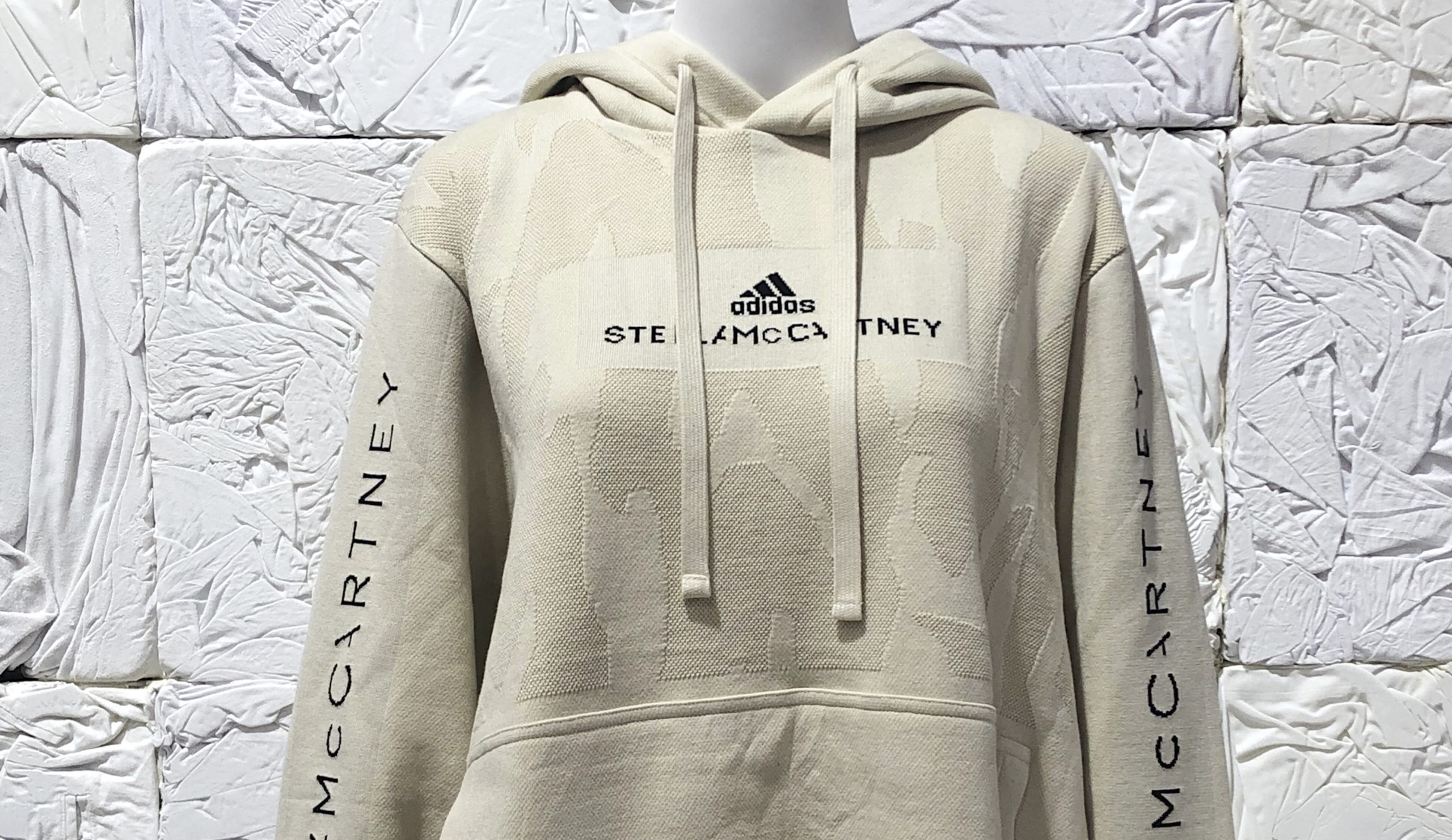 Adidas by Stella McCartney debuts world's first 100% recyclable hoodie -  TheIndustry.fashion
