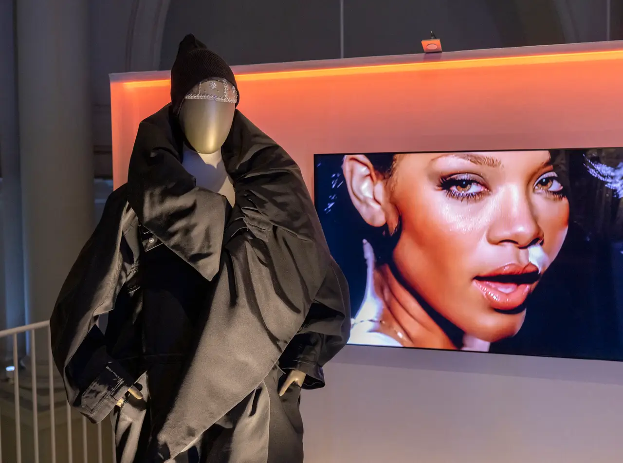 Rihanna’s 2021 Met Gala look was designed by Demna Gvasalia for Balenciaga