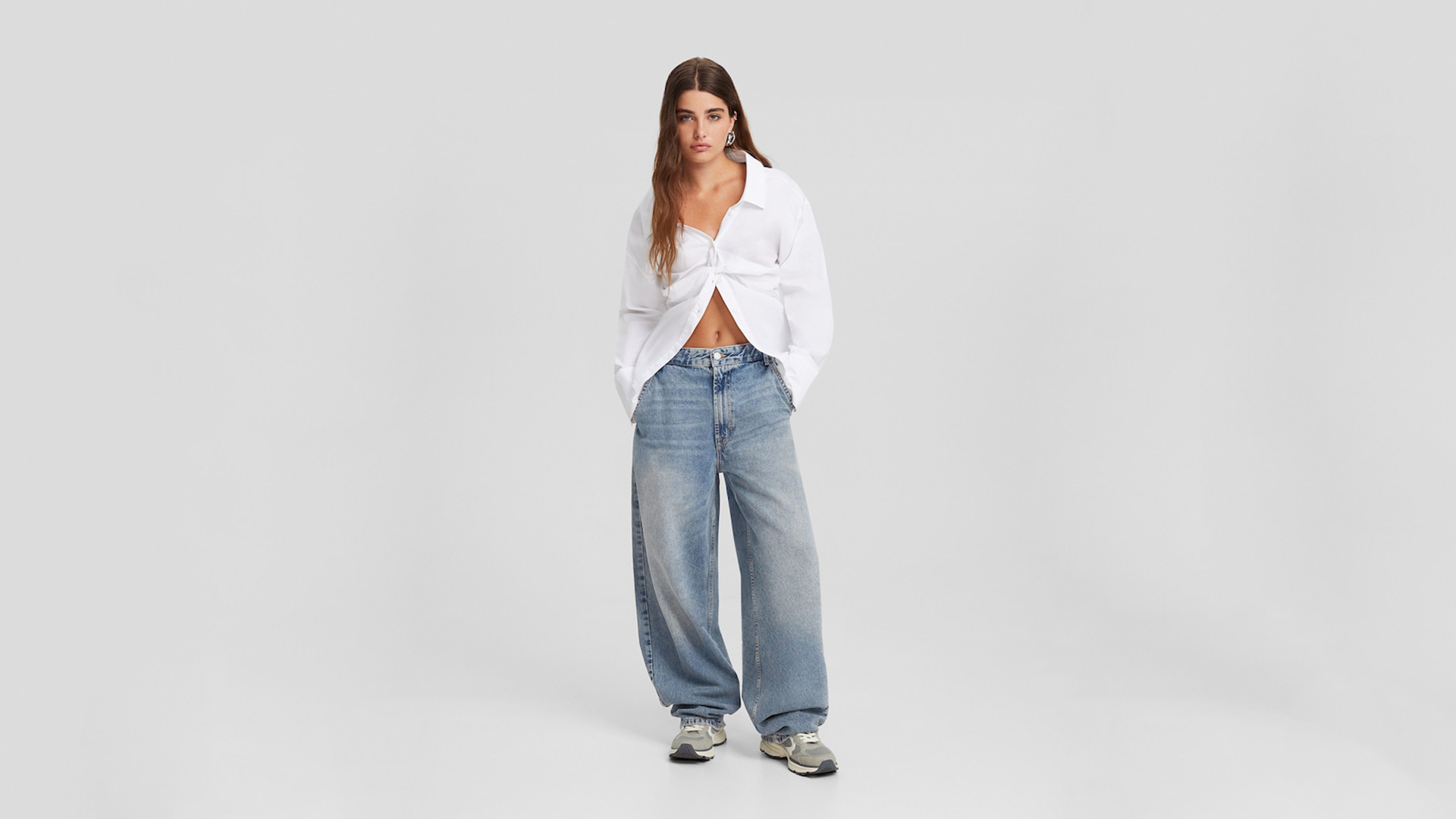 Bershka introduces virtual tryon service to reduce product returns and