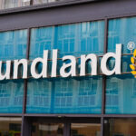 Poundland faces collapse as directors prepare to resign