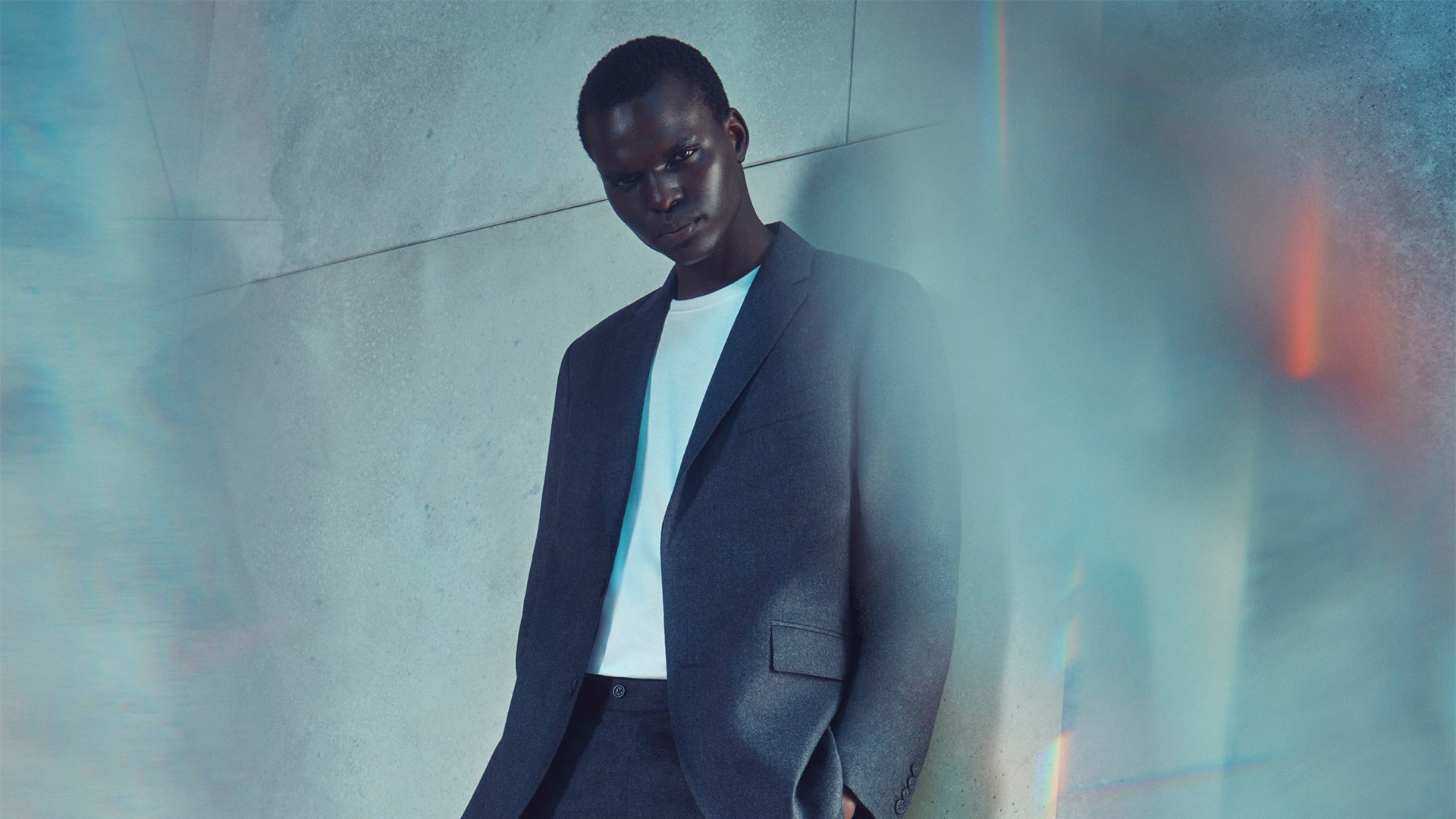 Retailers witness surge in demand for men’s tailoring as more commute to office Retailers witness surge in demand for men’s tailoring as more commute to office