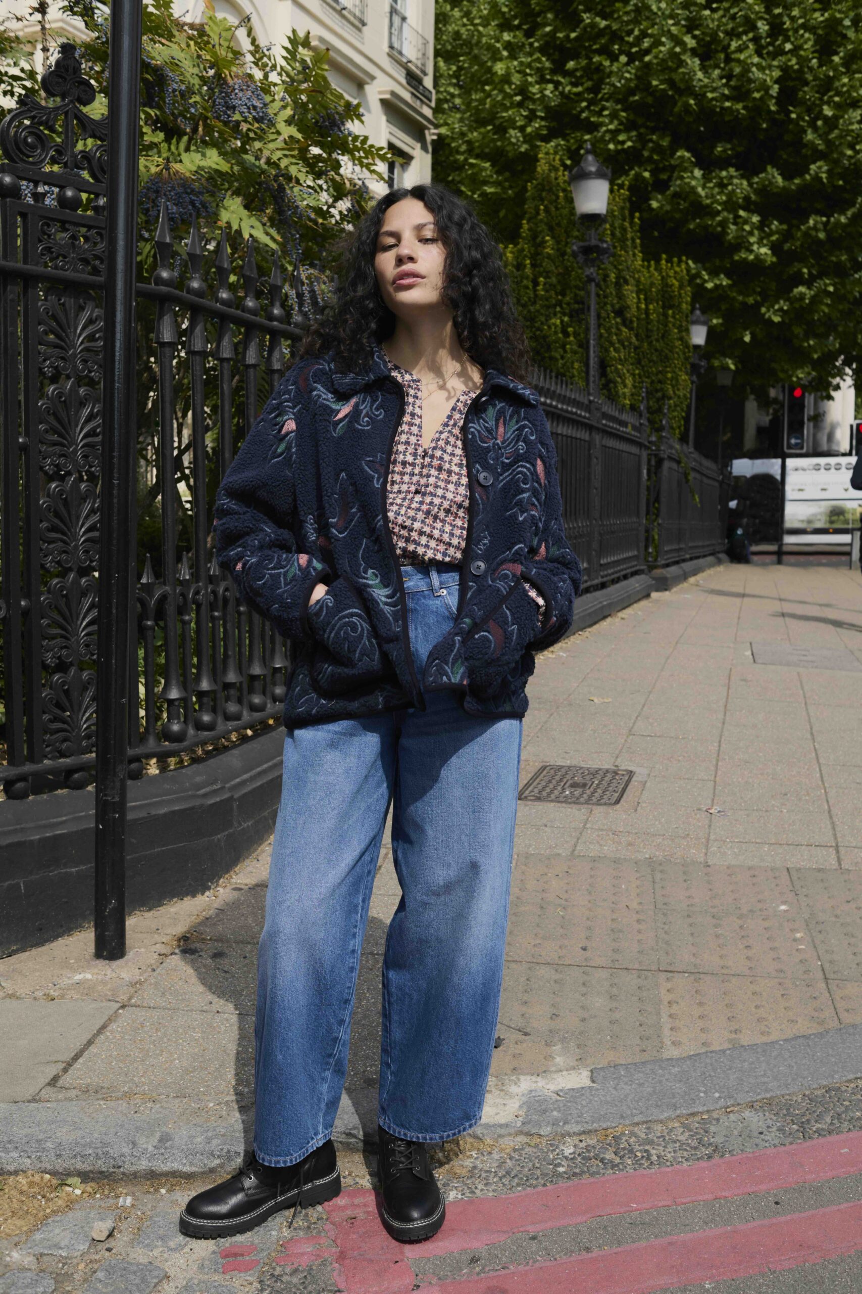 FatFace unveils new V&A collaboration collection with Pearl and Daisy Lowe - TheIndustry.fashion FatFace unveils new V&A collaboration collection with Pearl and Daisy Lowe - TheIndustry.fashion