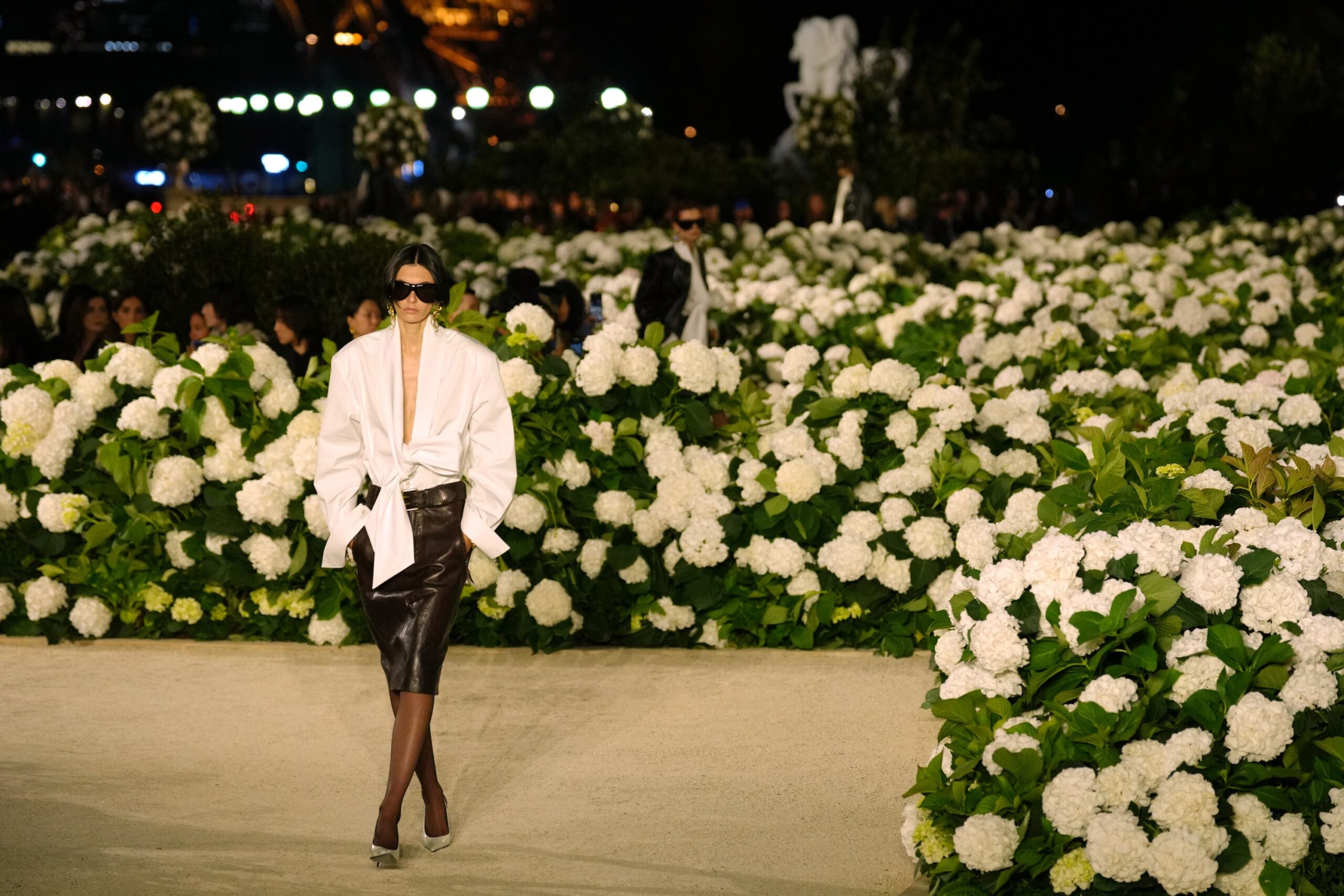 e*e様 【希少】SAINT LAURENT PARIS 24SS \"RAINE Saint Laurent Spring 2026 Fashion Show | The Impression