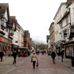 Fashion downturn drags UK retail sales in April