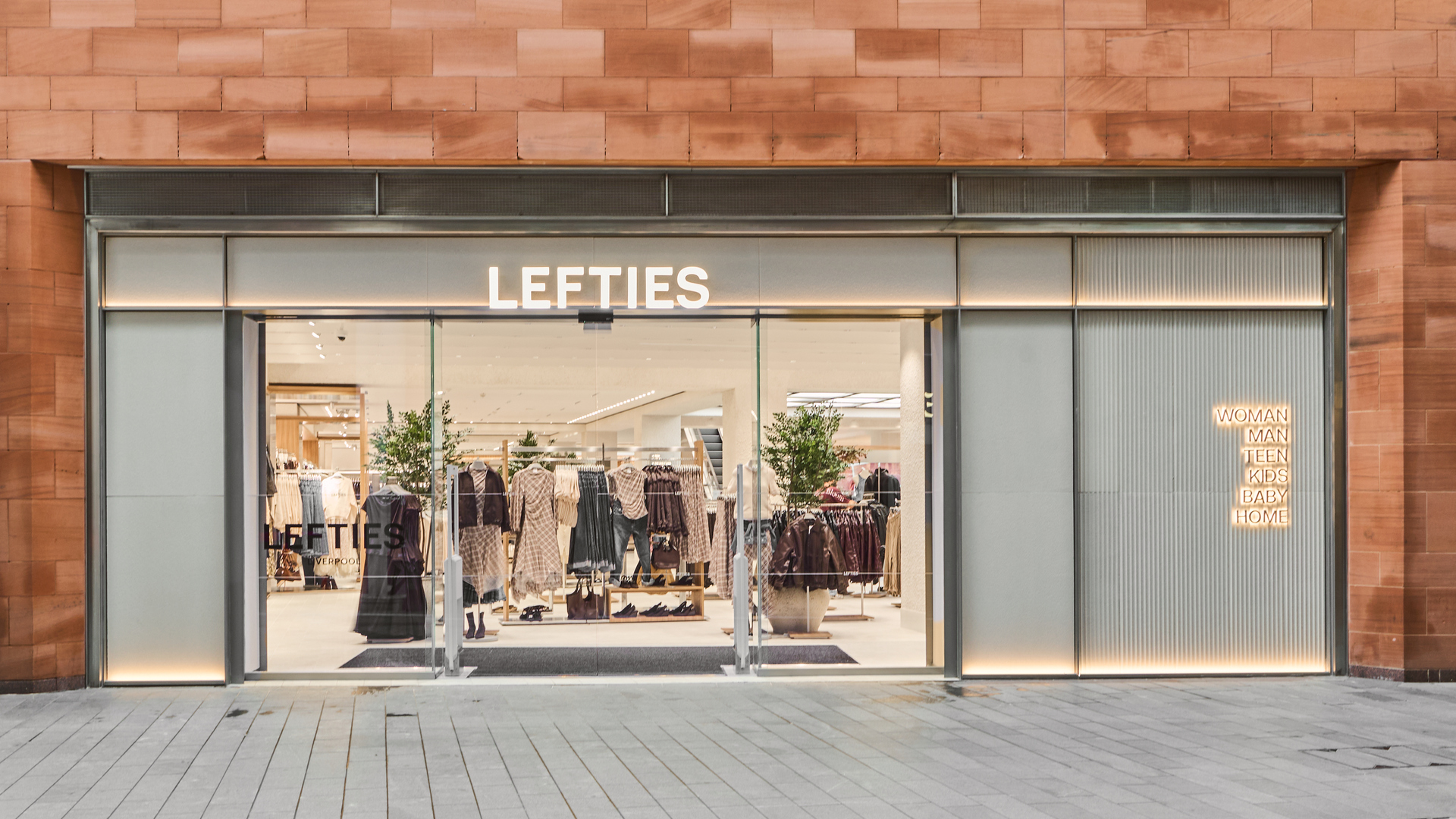 Lefties lands at Liverpool ONE for UK debut