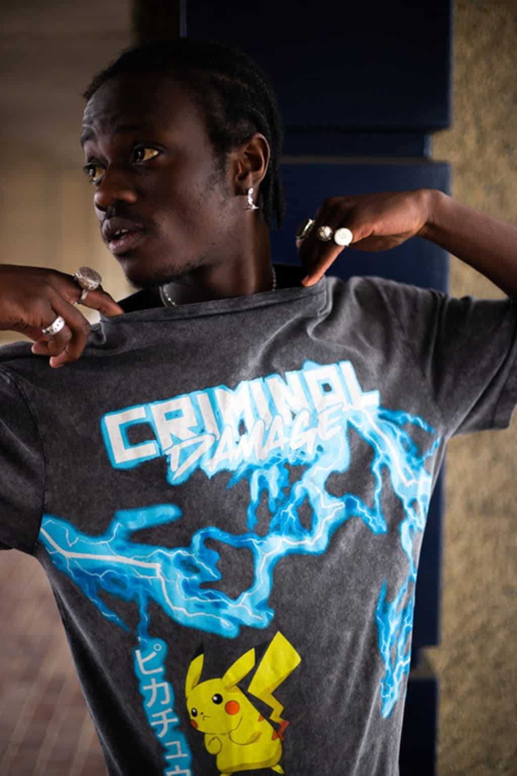 Pókemon Criminal Damage Limited Edition